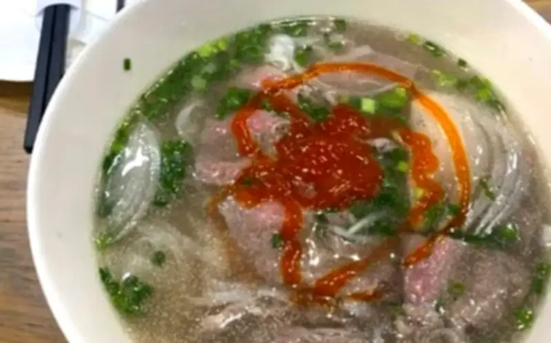 Tô Phở Bò Wagyu 346.000 Đồng Ở Sân Bay Cam Ranh Gây Tranh Cãi: Ai Giám Sát Giá Cả?
