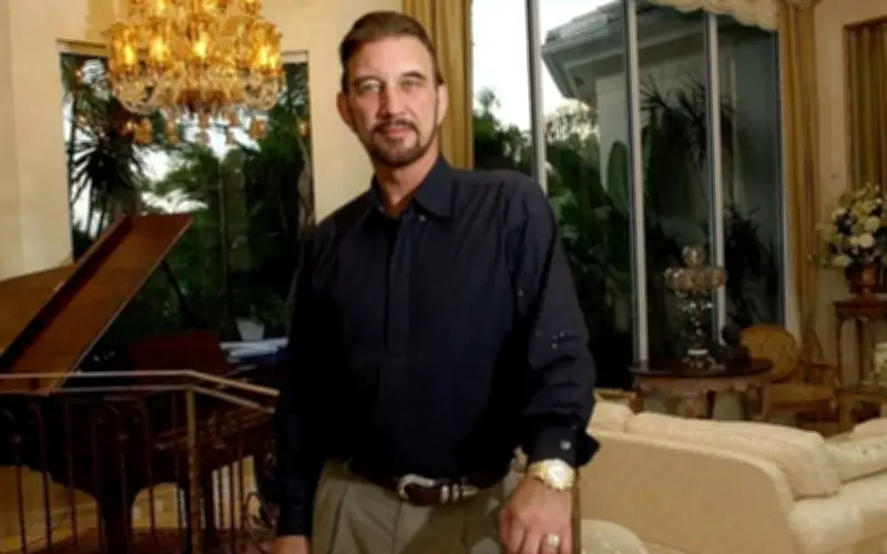 Từ triệu phú trúng số đến kẻ trắng tay: Bài học cay đắng của David Lee Edwards