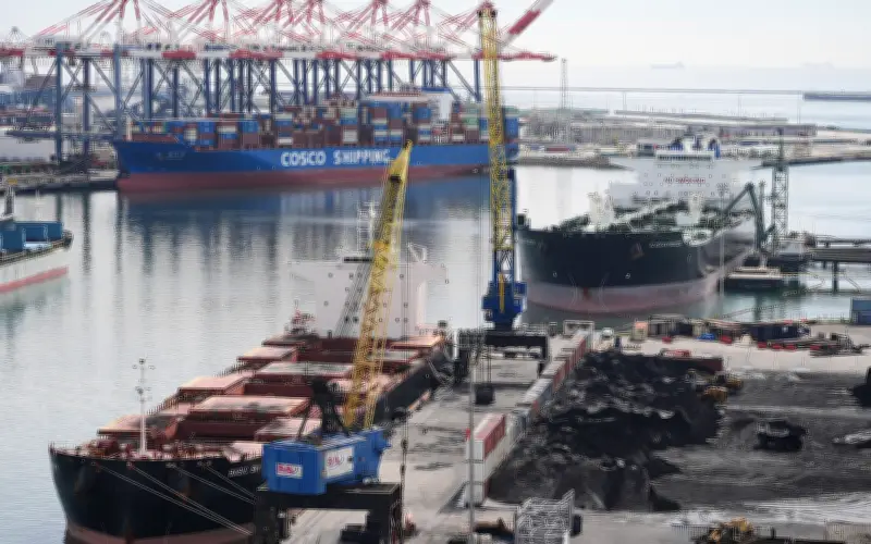 Tòa án Tối cao Mỹ phán quyết Trump vượt quyền áp thuế, thế giới phản ứng