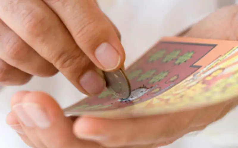 Tòa Tây Ban Nha buộc chia giải xổ số 1 triệu euro dựa trên lời hứa miệng