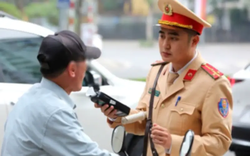 Tai nạn giao thông dịp Tết 2026 giảm mạnh, CSGT xử lý hàng nghìn vi phạm