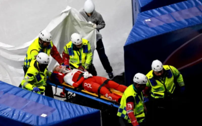 Tai nạn kinh hoàng tại Olympic mùa đông: VĐV Ba Lan bị giày trượt cứa vào mắt