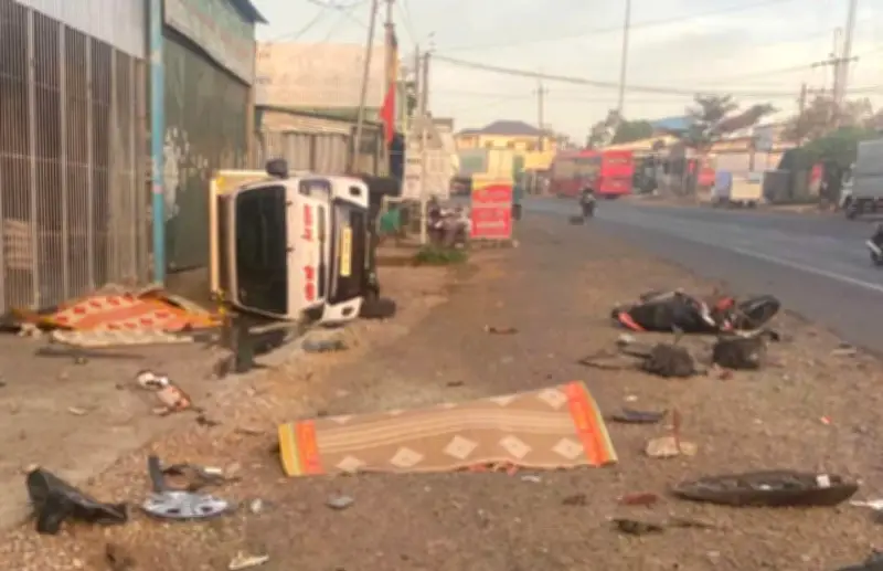 Tai nạn liên hoàn ở Lâm Đồng: Xe container tông xe tải, 1 người chết, 2 người bị thương