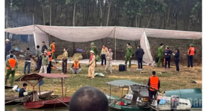 Tai nạn thảm khốc trên hồ Thác Bà: Tàu chở khách chìm sau va chạm, 6 người thiệt mạng