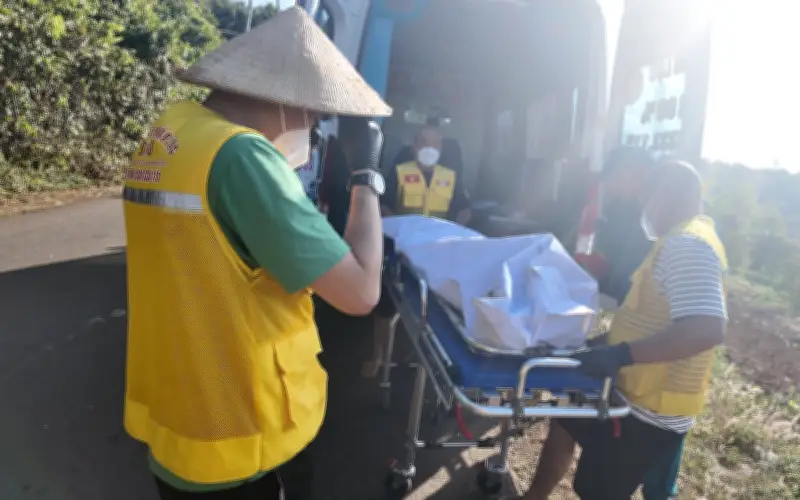 Tai nạn thảm khốc trên quốc lộ 28, cả gia đình 3 người tử vong ngày mùng 2 Tết