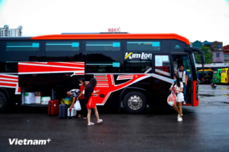 Tai nạn xe khách giường nâm ở Mộc Châu: Cần tăng cường quản lý chặt chẽ