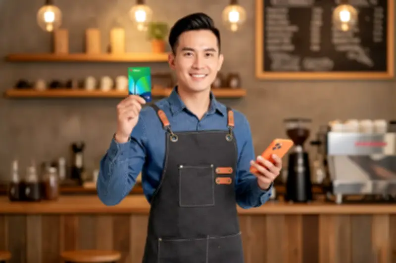 Thẻ ghi nợ VPBank-Commercredit Visa: Duy trì nhịp sống và nhịp kinh doanh