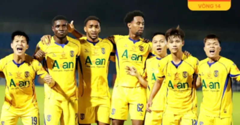 Thủ môn U23 Việt Nam tỏa sáng, giúp SLNA giành chiến thắng 3 điểm trước Đà Nẵng