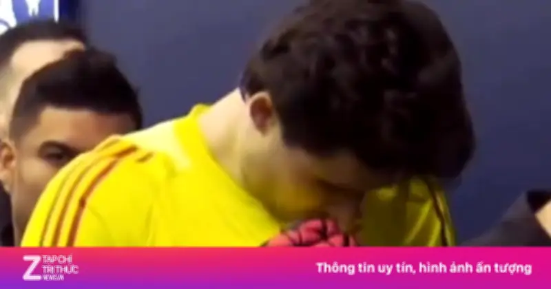 Thủ Thành MU Lammens: Nghi Thức Tâm Linh Và Sự Bình Tĩnh Làm Nên Điểm Tựa Mới