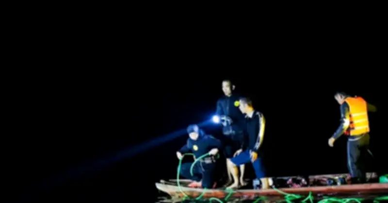 Thủ tướng chỉ đạo khẩn trương điều tra vụ chìm tàu làm 6 người tử vong trên hồ Thác Bà