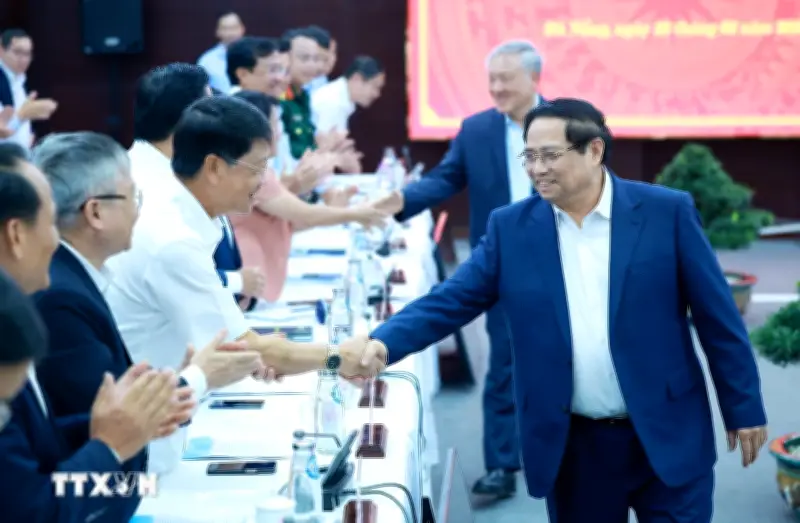 Thủ tướng làm việc với Ban Thường vụ Thành ủy Đà Nẵng về phát triển kinh tế - xã hội