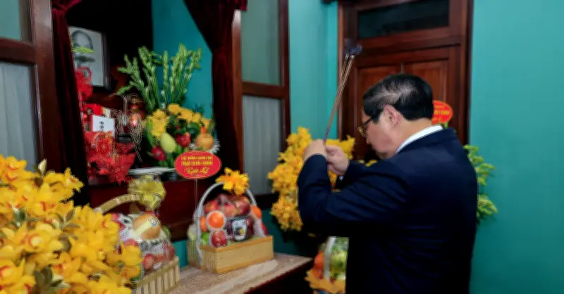 Thủ tướng Đặng Hướng tưởng nhớ Chủ tịch Hồ Chí Minh tại Nhà 67