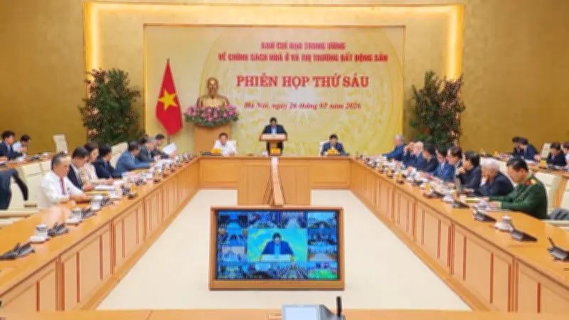 Thủ tướng Phạm Minh Chính chỉ đạo xây dựng chính sách nhà ở cho người thu nhập trung bình