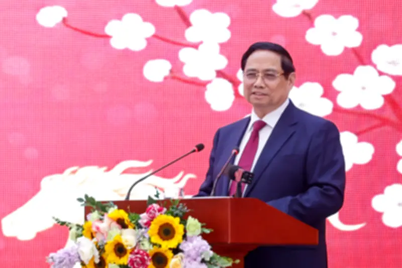 Thủ tướng Phạm Minh Chính thăm Viện Hàn lâm Khoa học xã hội, nhấn mạnh vai trò đi trước mở đường