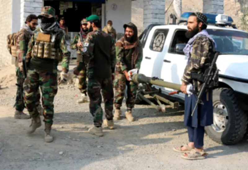 Thị Trường Chứng Khoán Pakistan Hỗn Loạn Vì Căng Thẳng Quân Sự Với Afghanistan