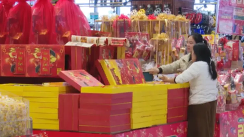 Thị trường dân sôi động trở lại từ hôm nay, mùng 2 Tết