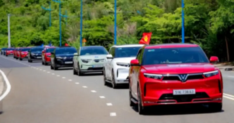 Thị Trường Ô Tô Việt Nam Tháng 1: VinFast Áp Đảo, Xe Điện Lên Ngôi