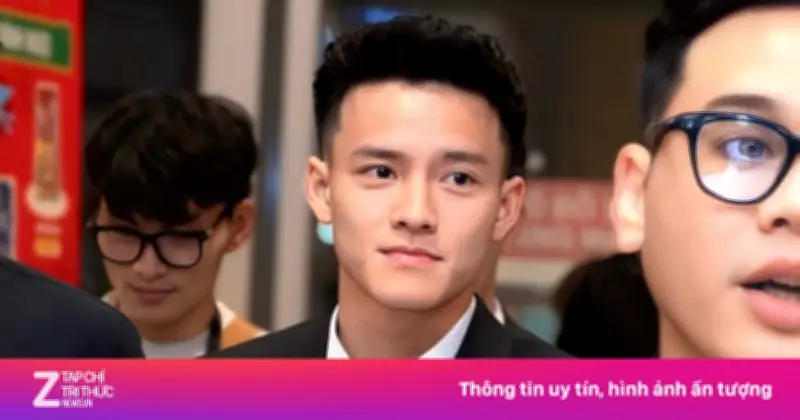 Thanh Nhàn Gây Bất Ngờ Với Diện Mạo Lịch Lãm, Được Khen Như Tài Tử Trên Mạng Xã Hội