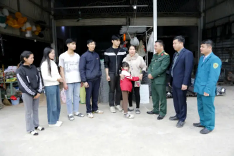 Thanh niên Bắc Ninh viết đơn tình nguyện nhập ngũ, tiếp nối truyền thống gia đình