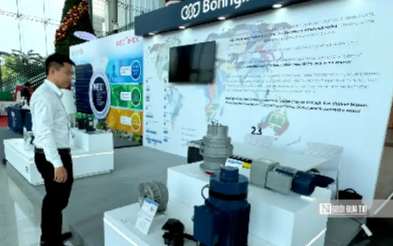 Thách Thức Nhân Lực Chất Lượng Cao Thời AI: TP.HCM Đối Mặt Với Cuộc Chạy Đua Kỹ Năng Số