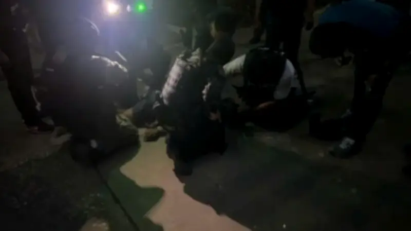 Thái Lan: Nghi phạm 18 tuổi xông vào trường học, bắn hiệu trưởng và bắt học sinh làm con tin