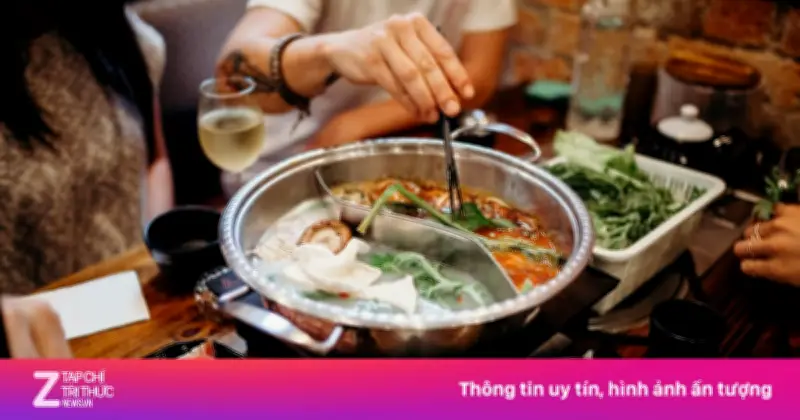 Thói quen ăn lẩu âm thầm 'nuôi dưỡng' ung thư thực quản: Cảnh báo từ chuyên gia