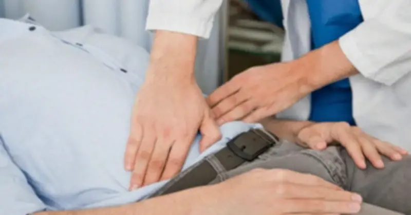 Thói quen uống trà đậm bằng ấm tử sa cũ: Nguy cơ tiềm ẩn ung thư gan