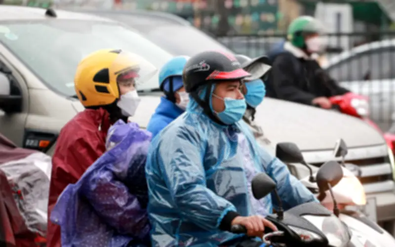 Thời tiết cả nước hôm nay 12/2: Mưa rét bao trùm, đề phòng dông lốc tại Nam Bộ