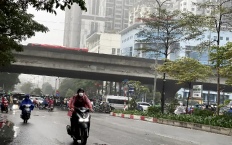 Thời tiết miền Bắc thay đổi bất ngờ hôm nay, người dân cần đề phòng