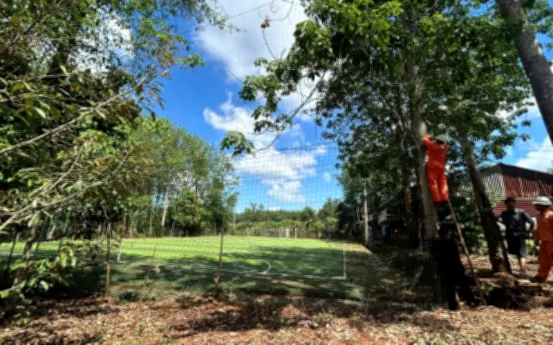 Thiếu niên 14 tuổi tử vong nghi do điện giật khi đá bóng tại Đồng Nai