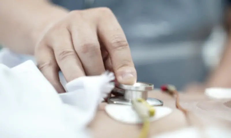 Thiếu Niên 15 Tuổi Tổn Thương Gan Nặng Sau Khi Thực Hiện 300 Cái Thụt Dầu