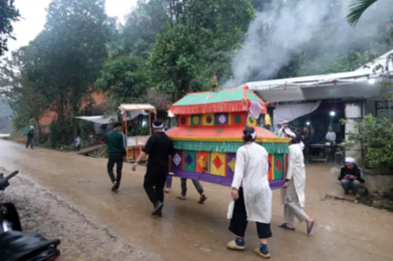 Thảm kịch hồ Thác Bà: 4 gia đình Lào Cai chịu tang sau vụ chìm tàu Tết