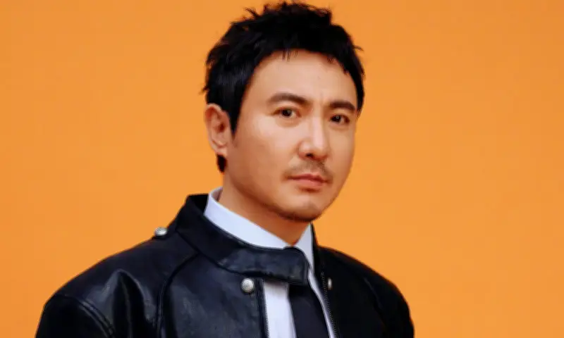 Thẩm Đằng Thống Trị Phòng Vé Tết: 'Phi Trì Nhân Sinh 3' Đạt 316 Triệu NDT Trước Công Chiếu