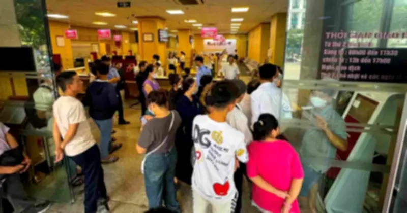 Thông tư 77/2025: Ứng dụng ngân hàng tự động đăng xuất khi phát hiện thiết bị mất an toàn