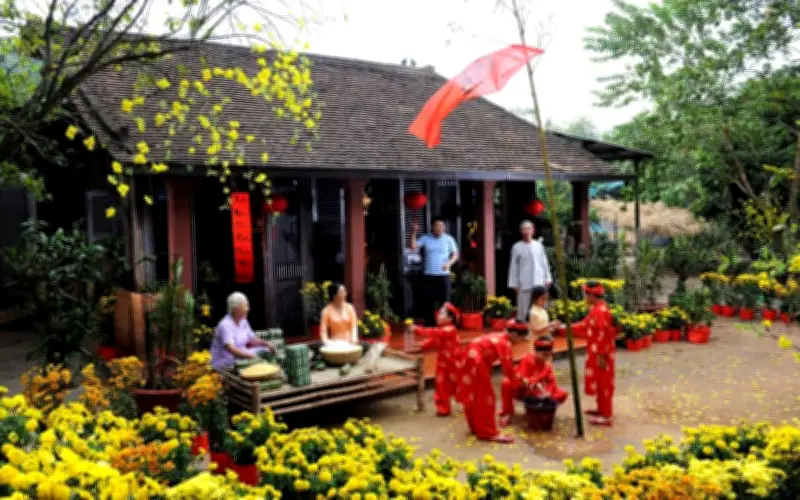 Tháng Chạp Ất Tỵ 2025: Ý Nghĩa Tháng Củ Mật Và Những Điều Cần Lưu Ý