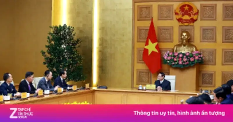 Thủ tướng Phạm Minh Chính tiếp Đại sứ Trung Quốc Hà Vĩ, thúc đẩy quan hệ song phương
