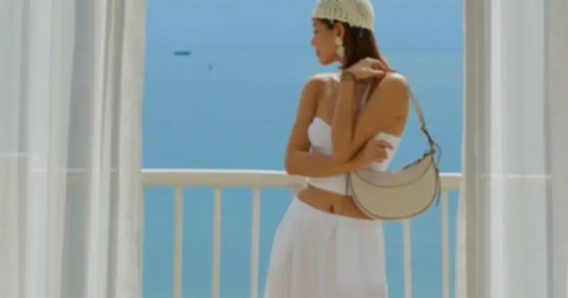 Túi Bán Nguyệt: Phụ Kiện Định Hình Phong Cách Thanh Lịch Ngày Xuân