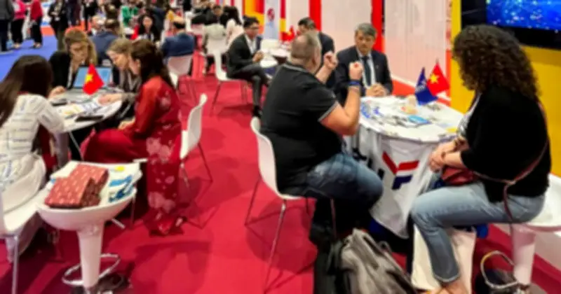 Tiềm năng xuất khẩu giáo dục Việt Nam: Động lực từ quốc tế hóa và chính sách nhà nước