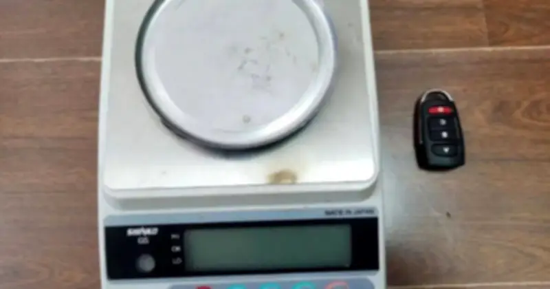 Tiệm Vàng Gian Lận: Cân Bị Cài Đặt Giảm 20% Trọ Lượng, Khách Hàng Thiệt Hại Hàng Chục Triệu