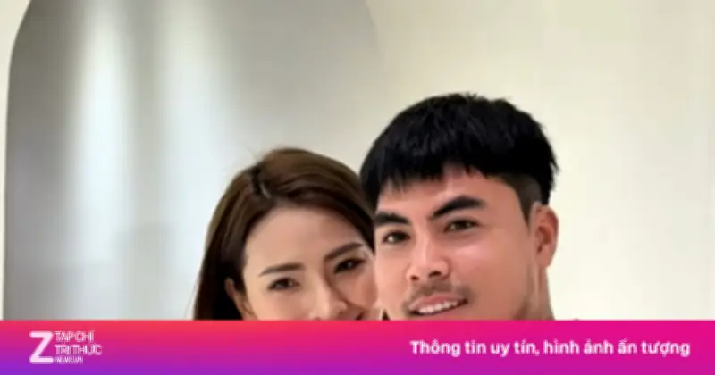 Tiền vệ Phạm Đức Huy và MC Mù Tạt chính thức tổ chức lễ ăn hỏi sau hơn một năm hẹn hò