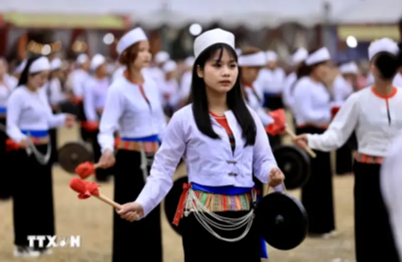 Tiếng Chiêng Mường: Hồn Cốt Văn Hóa Vang Vọng Giữa Đại Ngàn