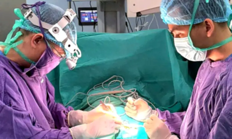 Tinh hoàn lạc chỗ trong ổ bụng dẫn đến ung thư ở nam giới 35 tuổi