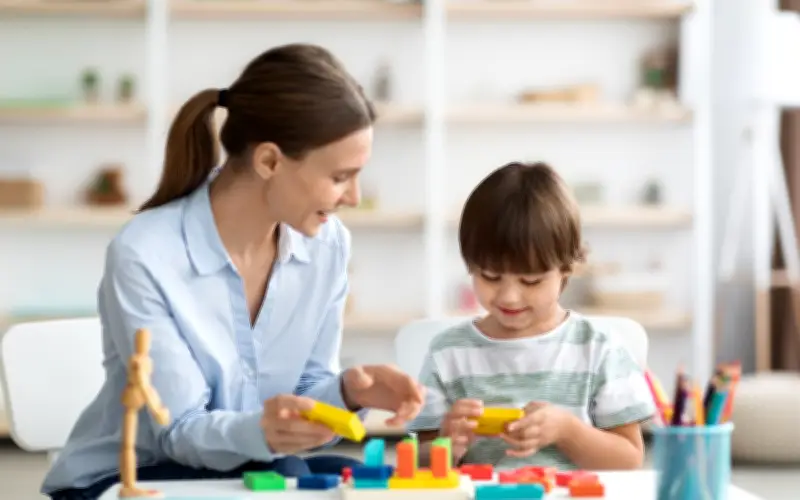 Tìm Kiếm Môi Trường Giáo Dục Phù Hợp Cho Trẻ Có Nhu Cầu Đặc Biệt: Từ Lý Thuyết Đến Thực Tiễn