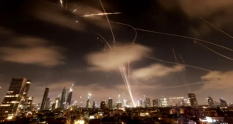 Tên Lửa Fattah Của Iran: 'Kẻ Chinh Phục' Siêu Vượt Âm Làm Thay Đổi Cục Diện Trung Đông