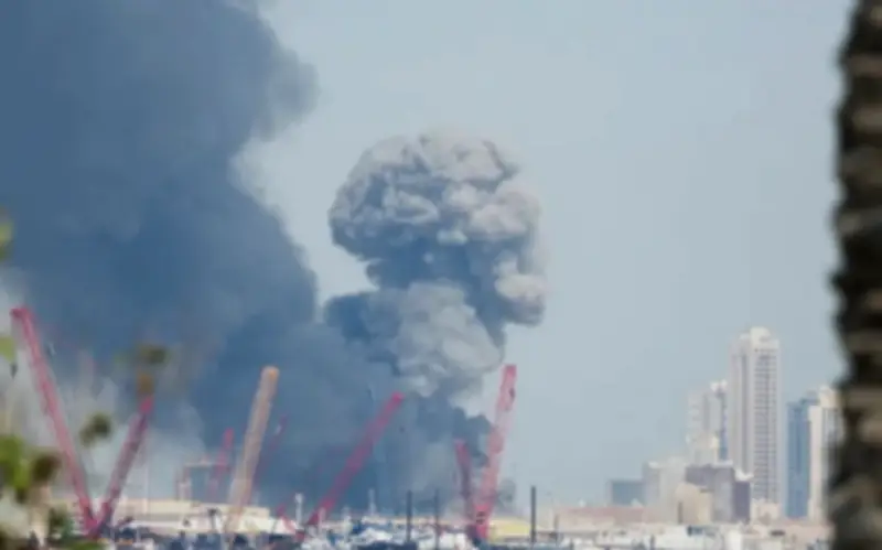 Tên lửa Iran tấn công căn cứ Mỹ ở Bahrain, Israel huy động 70.000 quân dự bị