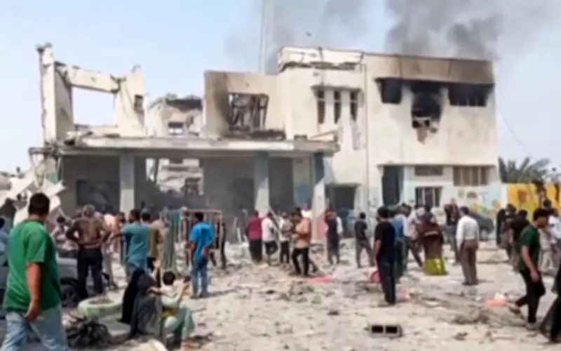 Tên lửa Iran tấn công căn cứ Mỹ ở Bahrain, không phận Trung Đông đóng cửa