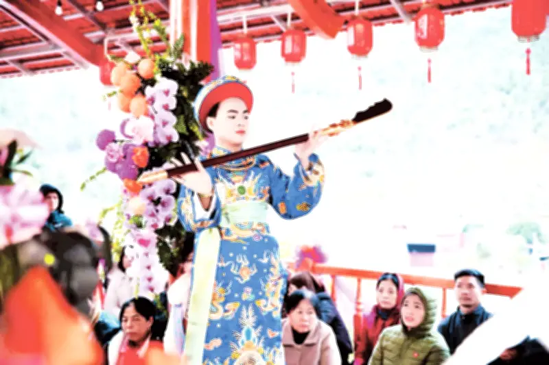Tín Ngưỡng Thờ Mẫu: Di Sản Sống Và Thách Thức Trong Thời Hiện Đại