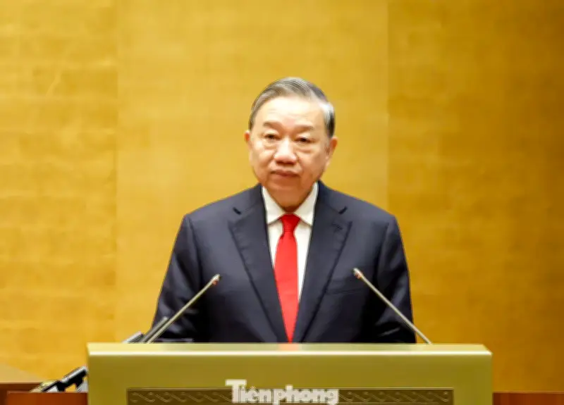 Tổng Bí thư Tô Lâm chỉ đạo triển khai hai nghị quyết quan trọng về kinh tế và văn hóa