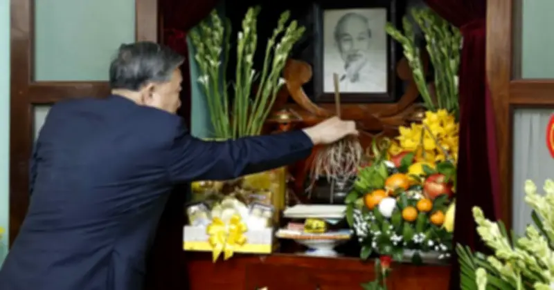 Tổng Bí thư Tô Lâm đánh giá cao công tác bảo tồn di sản tại Hoàng Thành Thăng Long