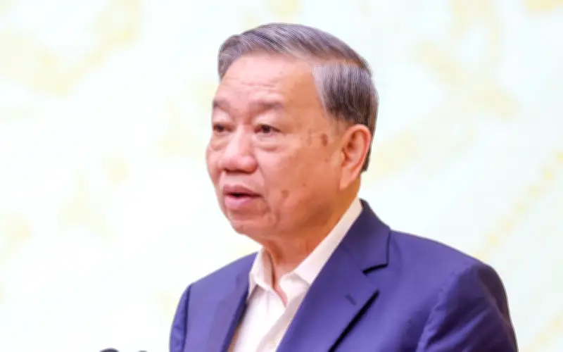 Tổng Bí thư Tô Lâm nhấn mạnh giảm tải thi cử và bảo vệ môi trường tại hội nghị tiếp xúc cử tri